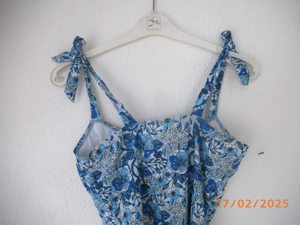 DAMENbadeanzug NEU Gr. L in blau mit Blumenmuster Bild 6