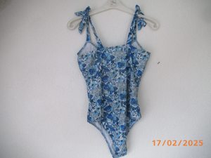 DAMENbadeanzug NEU Gr. L in blau mit Blumenmuster Bild 10