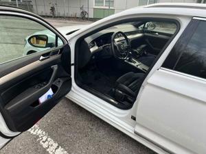 VW Passat Bild 9