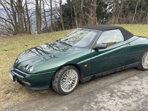 Alfa Romeo Spider 916 2,0TS Traumzustand Bj 1997 Bild 2