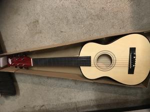 Kindergitarre Bild 4