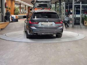 BMW 340 Bild 9