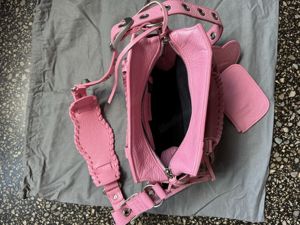 Balenciaga Le Cagole kleine Tasche in rosa, fast neu Bild 2