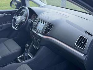 VW Sharan Bild 16