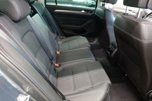VW Passat 2015 Bild 14
