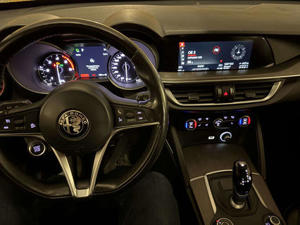 Alfa Romeo Stelvio Bild 3