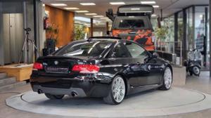 BMW 335 Bild 12