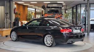 BMW 335 Bild 8