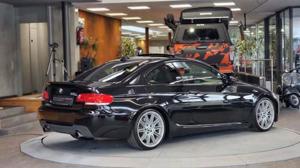 BMW 335 Bild 13