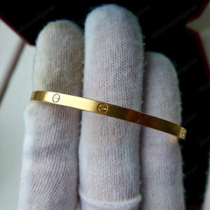 Original Cartier Love 18k Gelbgold Armband Modell Small Size 18 Bild 4