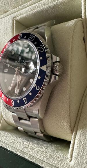 Rolex GMT Master II Ref. 16710T 40mm Pepsi 2005  Bild 5