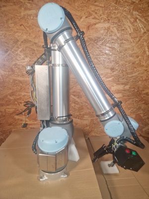 UNIVERSAL Robots UR10 (sn 2018300316) Bild 2