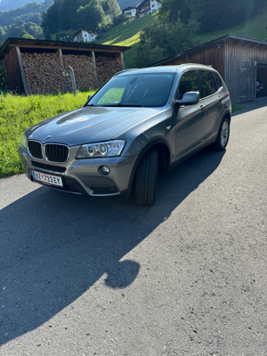 BMW X3 2.0d F25 xDrive Bild 2