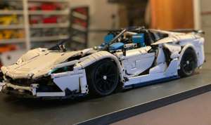 Lamborghini Aventador SVJ Roadster (1:8) Bild 5