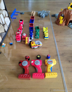 Umfangreiches Zugset von Geotrax (von FisherPrice) merh als 100Teile Bild 9