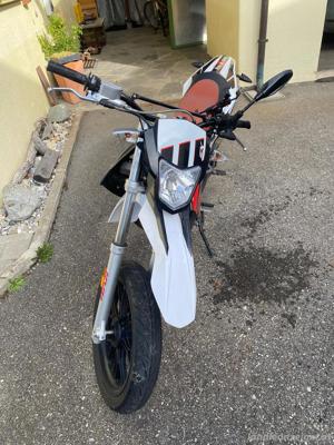 Aprilia SX 50 Bild 4