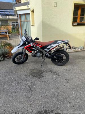 Aprilia SX 50 Bild 3