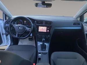 Volkswagen e-Golf Bild 11