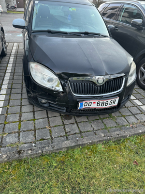 Skoda Roomster  Schwarz  OMTC Frisch Vorgefurt  Bild 4