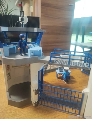 Playmobil Polizei Station wie neu Bild 4