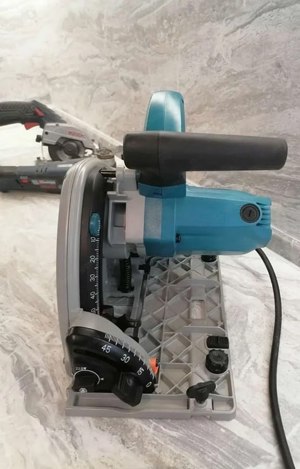 Kreisäge Makita SP6000J + Führungsschiene Bild 10