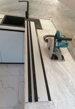 Kreisäge Makita SP6000J + Führungsschiene Bild 7