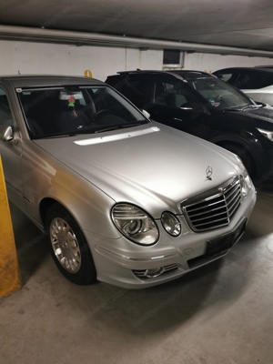 Mercedes E280 4MATIC. 3.0.V6 Bild 2