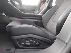 Porsche Taycan Bild 10