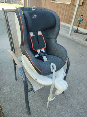 Britax Römer Dualfix Reboarder