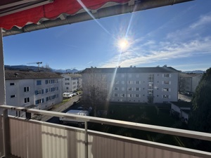 Charmante 2-Zimmer-Wohnung mit Balkon und Bergblick Bild 6