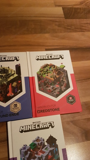 3 Handbücher "Minecraft" zu verschenken