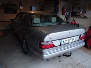 Mercedes-Benz E-Klasse E 300 Ds. Aut. Limousine Bild 3