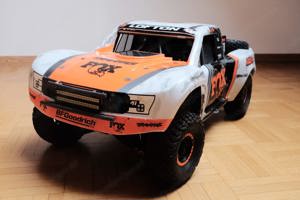 Traxxas Unlitmited Dessert Racer Bild 5