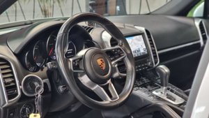 Porsche Cayenne Platinum Edition Monatlich AB: 500,-  Bild 7