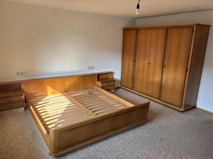 Schlafzimmer gebraucht aber OK Bild 2