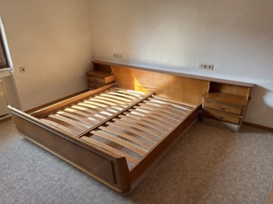 Schlafzimmer gebraucht aber OK Bild 4