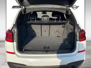 BMW X3 xDrive20d Aut. // M Sportpaket // elektr. Anhängerkupplung // Head-Up // elektr. Sitzverstell Bild 12