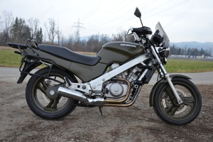 Honda NTV 650 RC33  Bild 7