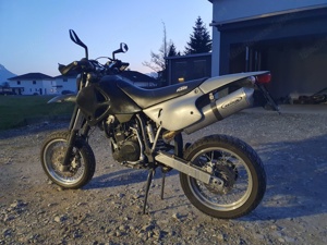 Ktm lc4 Supermoto Bild 3