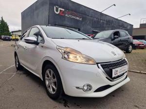 Peugeot 208 Bild 2