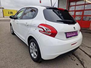 Peugeot 208 Bild 7