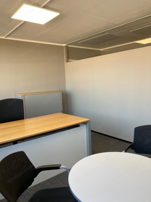 Büro in Bürogemeinschaft zu vermieten Bild 2