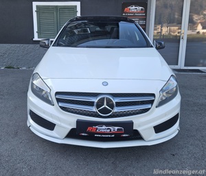 Mercedes Benz A 180 AMG-Line Panoramadach Bild 3