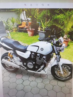 Yamaha XJR 1200