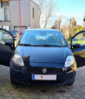 Fiat Punto 70PS  BJ: 11.2011 Bild 2