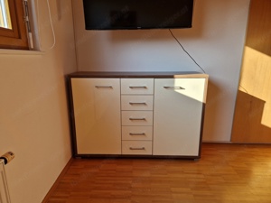 Schlafzimmerschrank, Kommode und 2 Nachtkästchen Bild 2