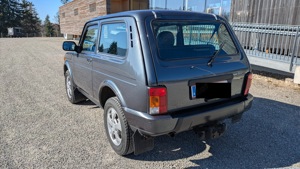 Lada 4x4 Urban Geländewagen Bild 4