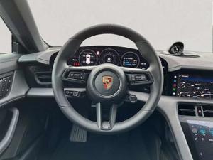 Porsche Taycan Bild 12