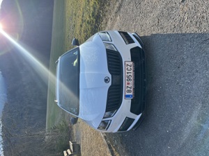 Skoda Octavia 2.0 TDI RS Bild 2