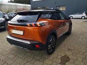 Peugeot 2008 GT 1,2 Automatik 96KW/130PS Navi, SHZ, AHK 96 k... Bild 6